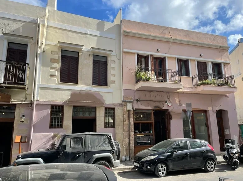 Commercial property 270 m² in Chania Municipality, Greece