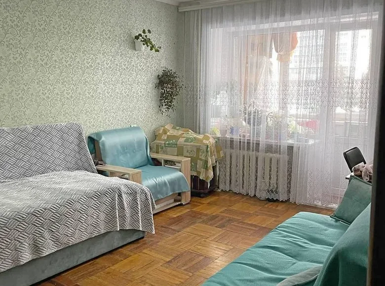 Mieszkanie 3 pokoi 59 m² Homel, Białoruś