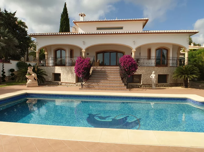 4 bedroom Villa 295 m² Denia, Spain