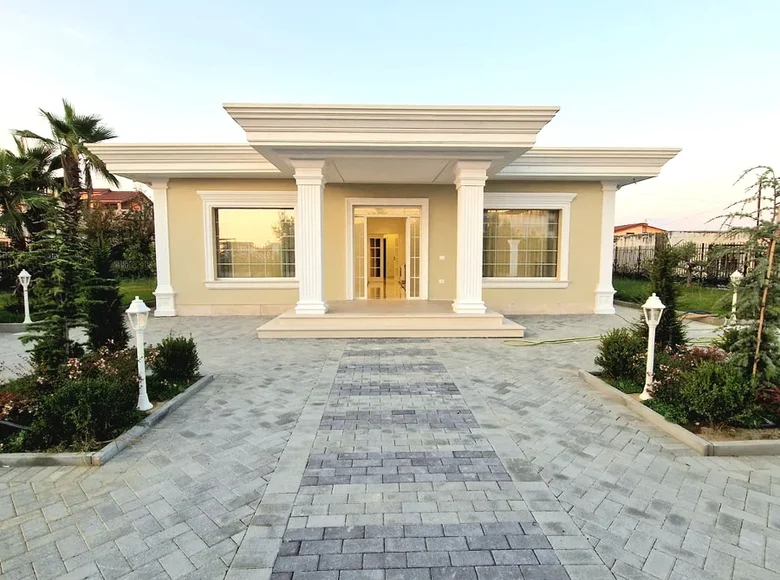 3 bedroom villa 965 m² Kavaja, Albania