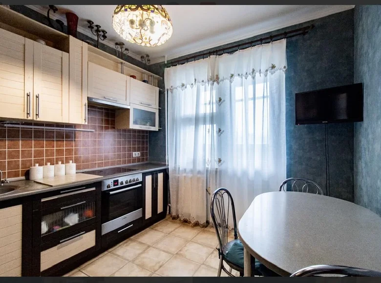 Apartamento 4 habitaciones 85 m² Minsk, Belarús