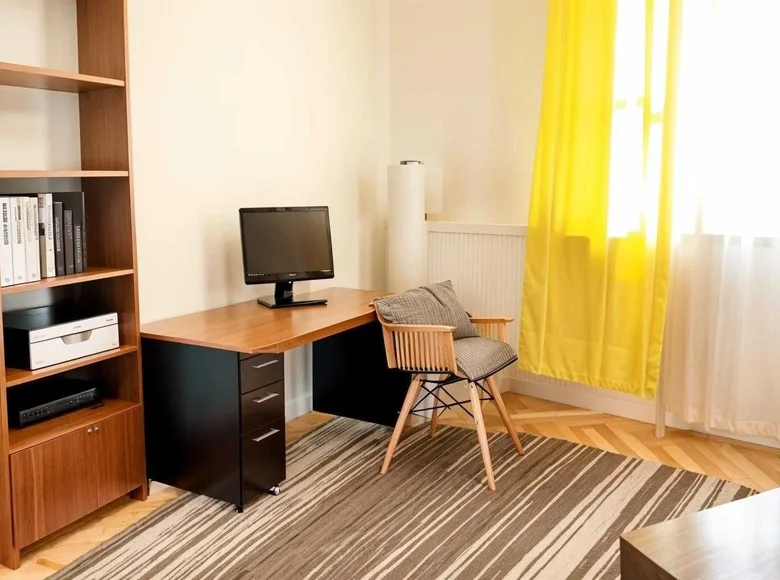 Apartamento 4 habitaciones 88 m² en Cracovia, Polonia