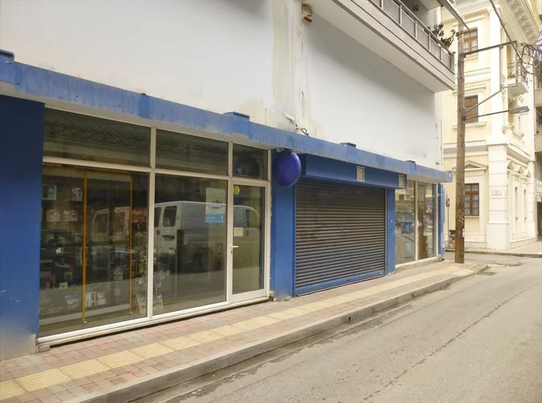 Commercial property 92 m² in Peristasi, Greece