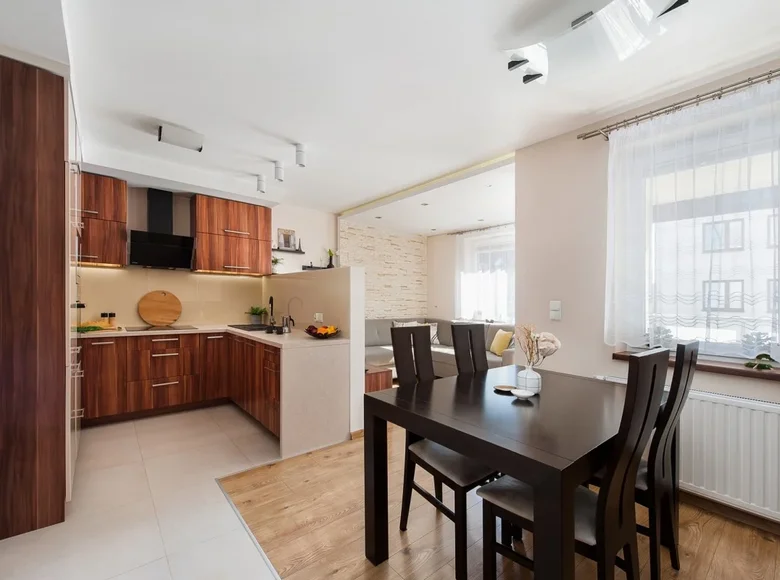 Квартира 3 комнаты 52 м² Краков, Польша