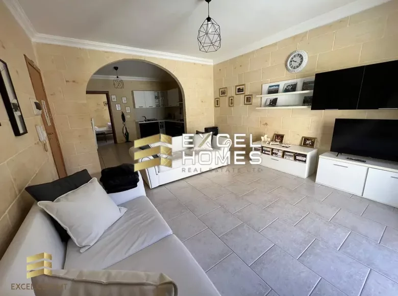 Apartamento 2 habitaciones  Xewkija, Malta
