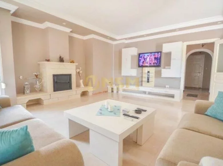 Villa de 6 habitaciones 400 m² Mahmutlar, Turquía