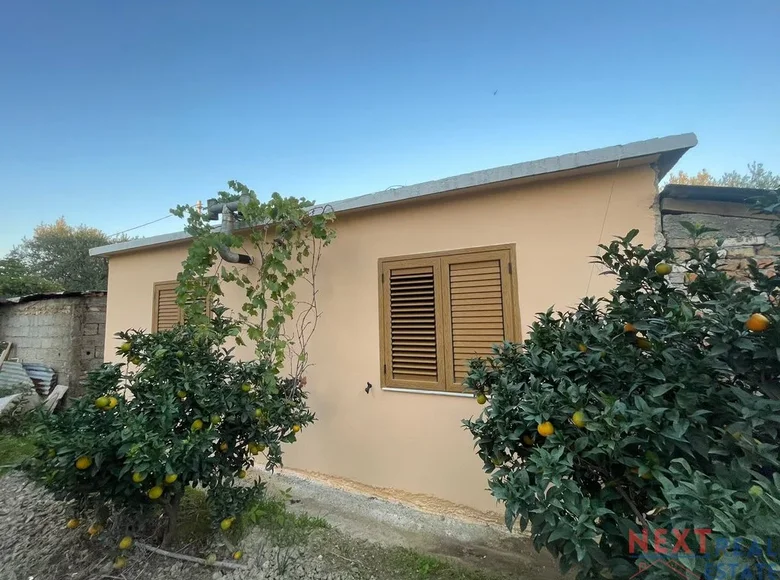 Casa 93 m² Levan, Albania