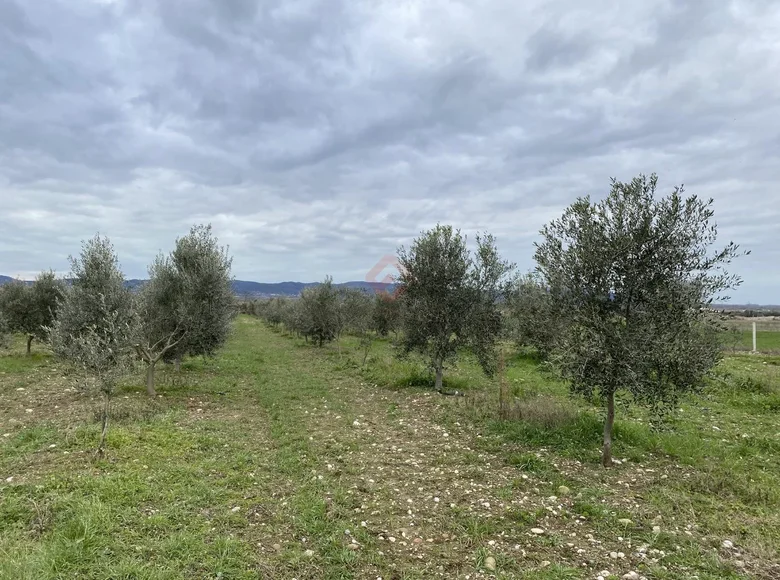 Land 10 400 m² Armen, Albania