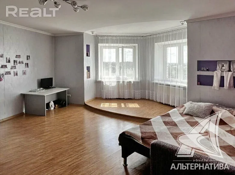 Mieszkanie 1 pokój 49 m² Wysokie, Białoruś