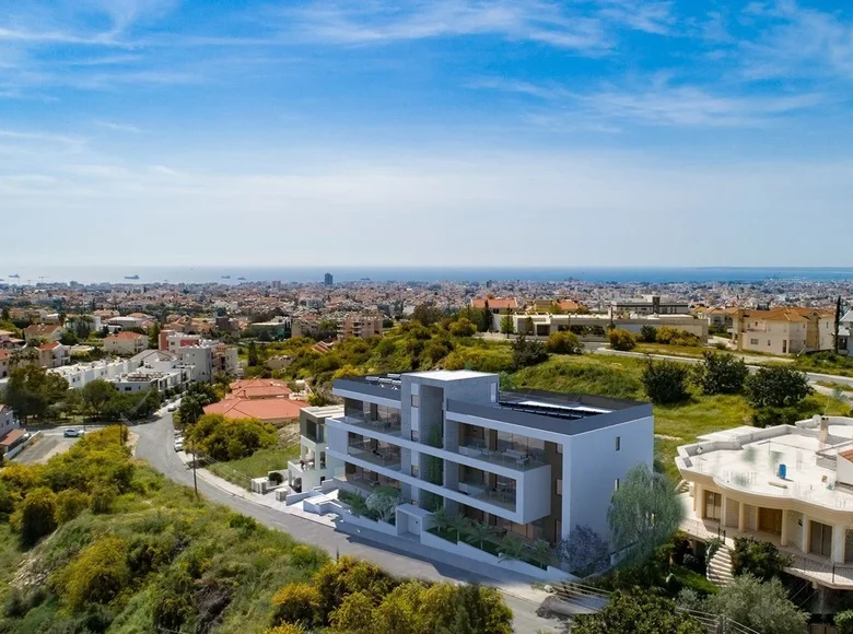Mieszkanie 3 pokoi 128 m² Demos Agiou Athanasiou, Cypr