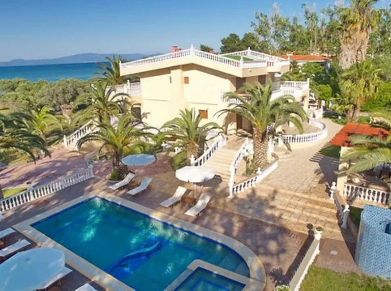 Villa de 6 habitaciones 300 m² Polychrono, Grecia
