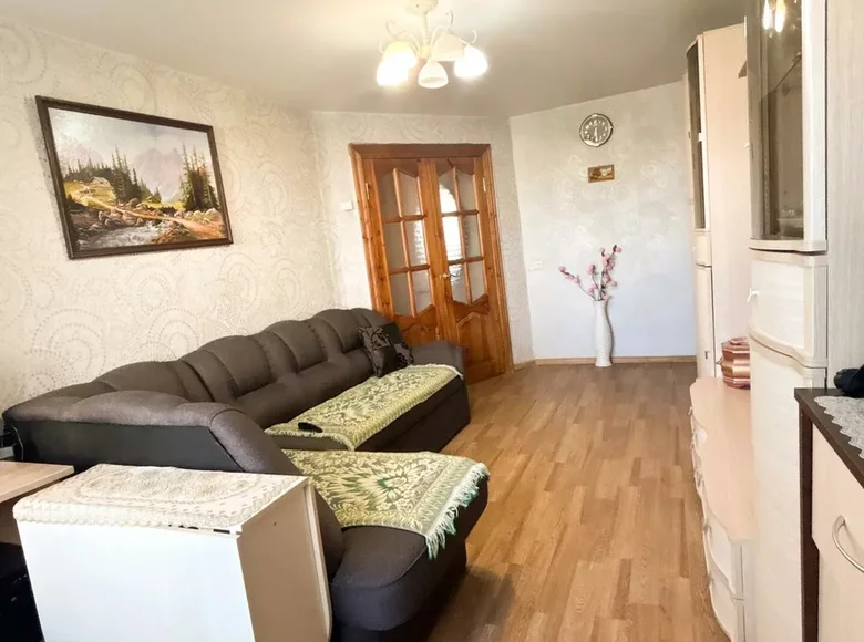 Mieszkanie 3 pokoi 56 m² Mołodeczno, Białoruś