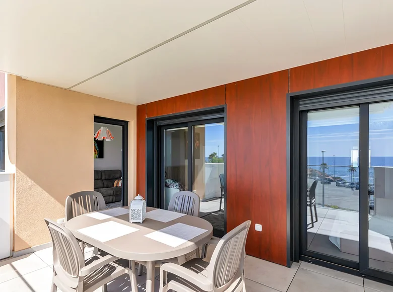 Mieszkanie 2 pokoi 79 m² Pilar de la Horadada, Hiszpania