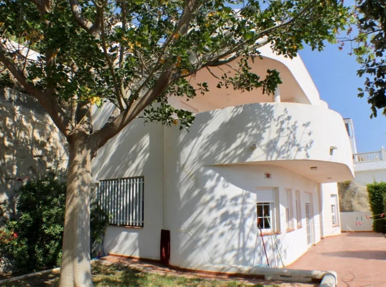 Villa de 4 dormitorios 173 m² Villajoyosa, Španjolska