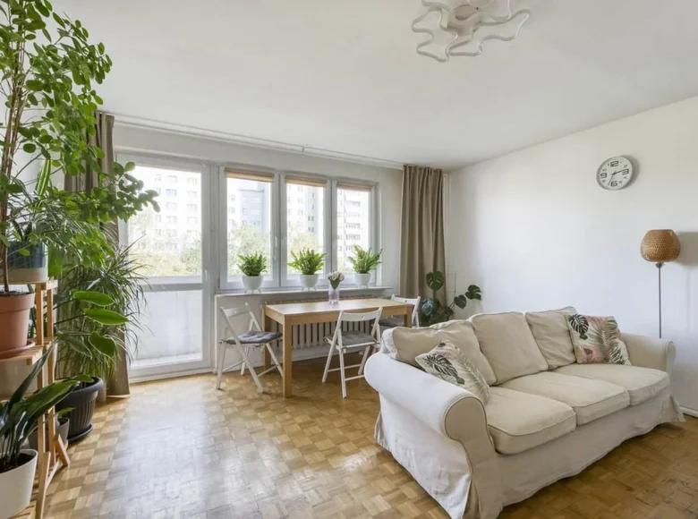 4 room apartment 74 m² Warsaw, Poland