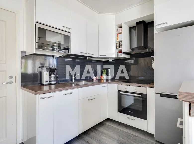 2 bedroom apartment 69 m² Helsinki sub-region, Finland