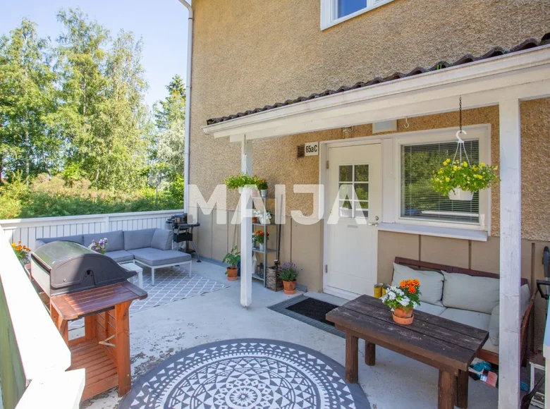 Mieszkanie 3 pokoi 71 m² Akaa, Finlandia