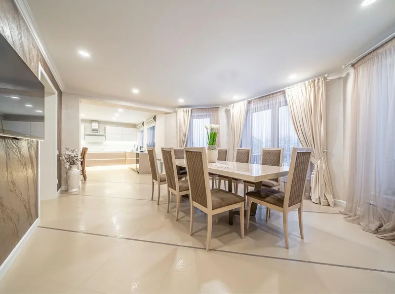 Maison 690 m² Tarasava, Bélarus