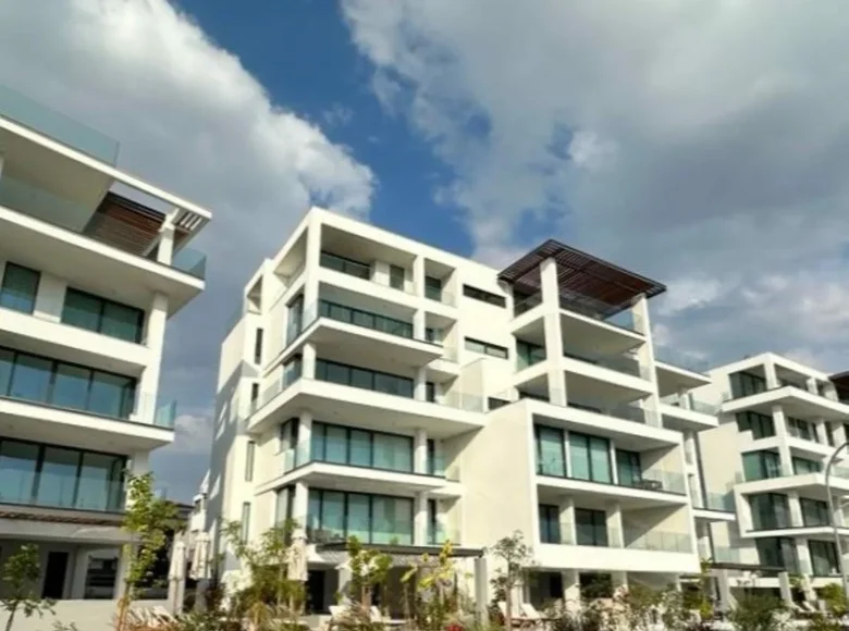 Mieszkanie 2 pokoi 108 m² Pafos, Cyprus