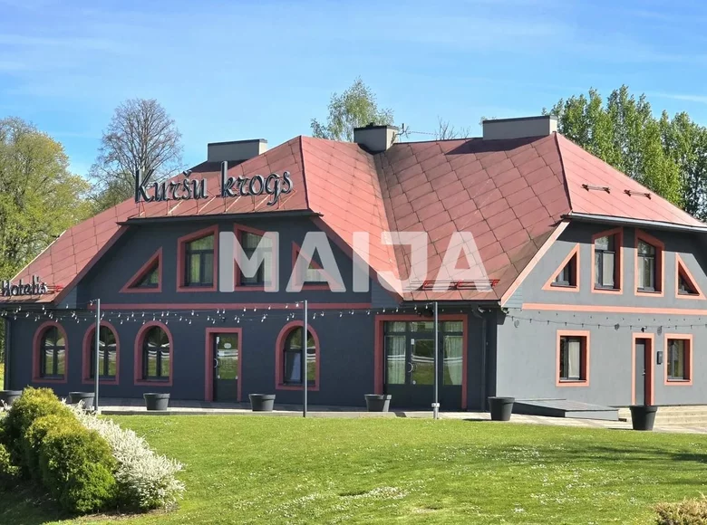 Hotel 600 m² in Macitajmuiza, Latvia