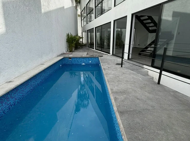 Дом 3 спальни 277 м² Temixco, Мексика