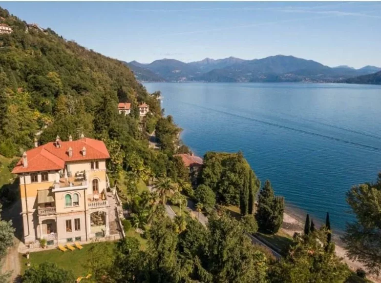 Villa 1 900 m² Lovran, Croacia