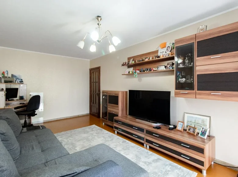 Appartement 3 chambres 67 m² Minsk, Bélarus