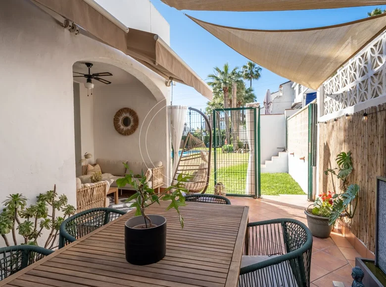 3 bedroom house 128 m² Estepona, Spain