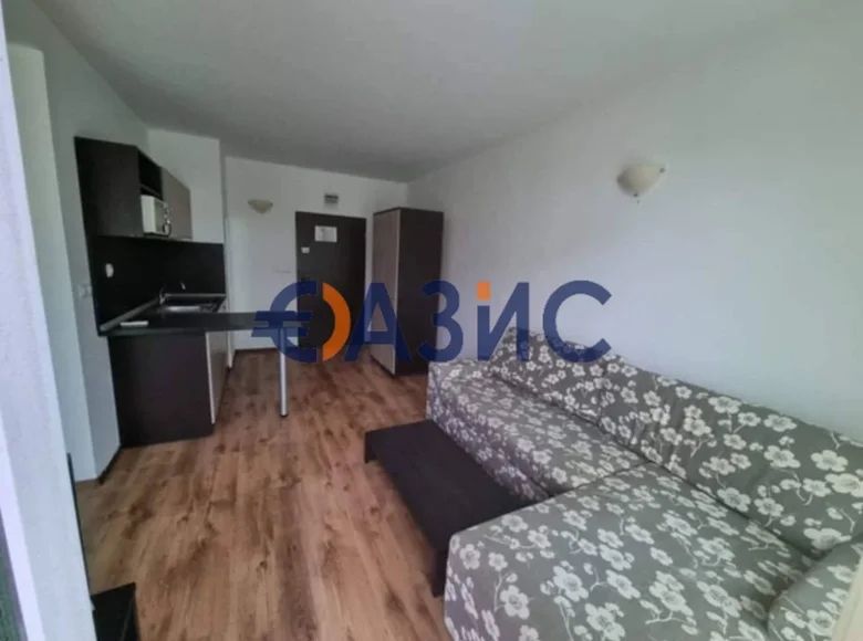 Mieszkanie 2 pokoi 53 m² Burgas, Bułgaria