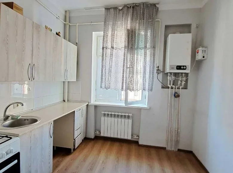 Квартира 1 комната 45 м² Ханабад, Узбекистан