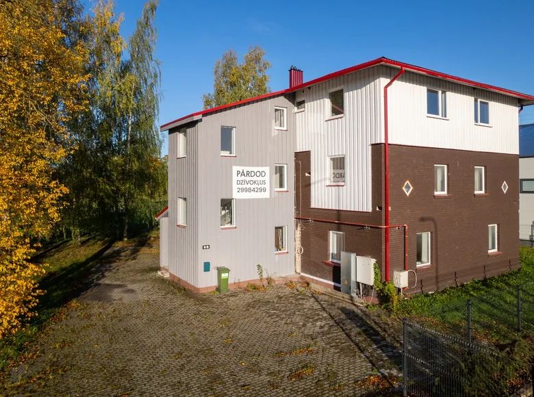 Edificio rentable 457 m² en Jelgava, Letonia