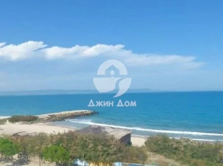 Mieszkanie 3 pokoi 96 m² Pomorie, Bułgaria