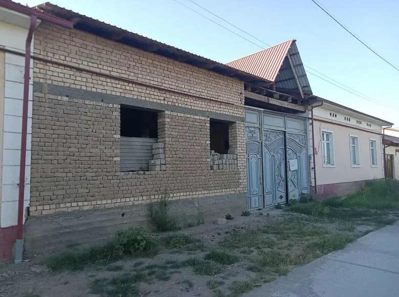 Kottej 8 xonalar 250 m² Khanabadda