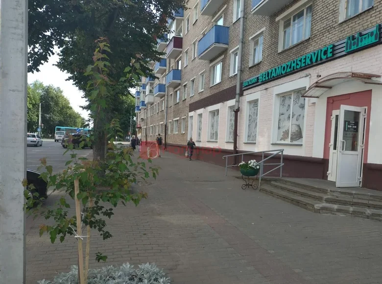 Shop 1 room 185 m² in Polatsk, Belarus