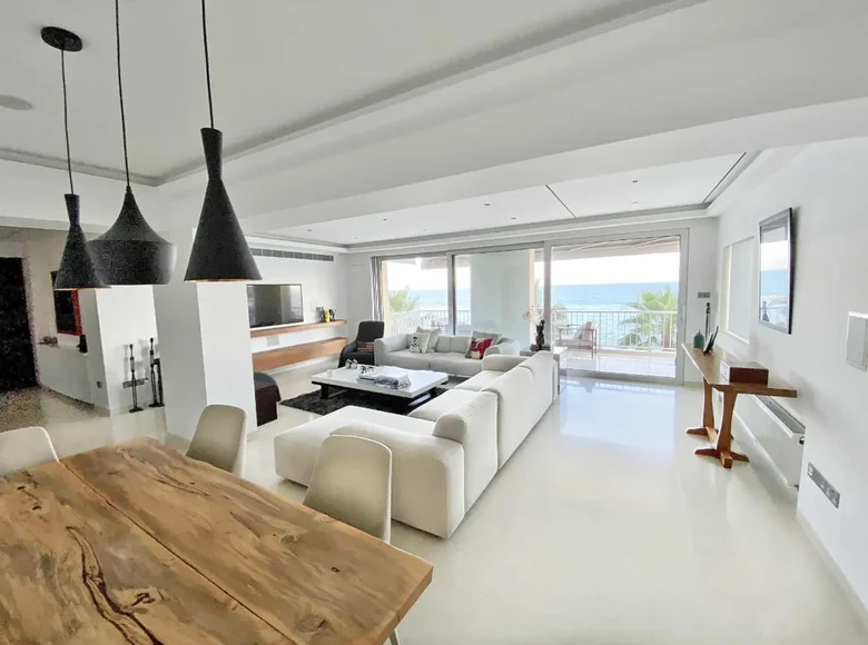 Apartamento 3 habitaciones 154 m² Germasogeia, Chipre