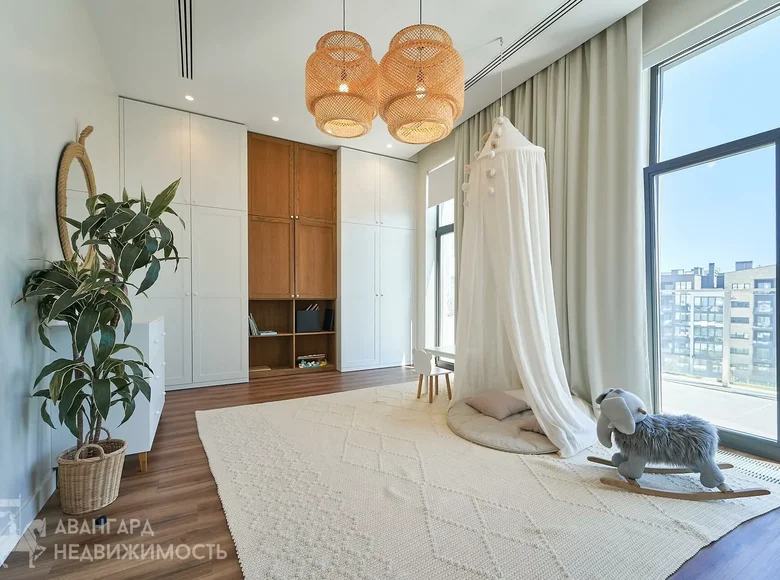 Apartamento 3 habitaciones 171 m² Ratamka, Belarús