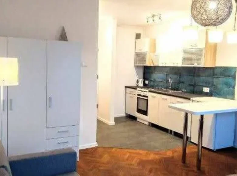 1 room apartment 28 m² in Warsaw, Poland