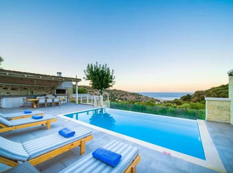 Villa 220 m² Rogdia, Greece