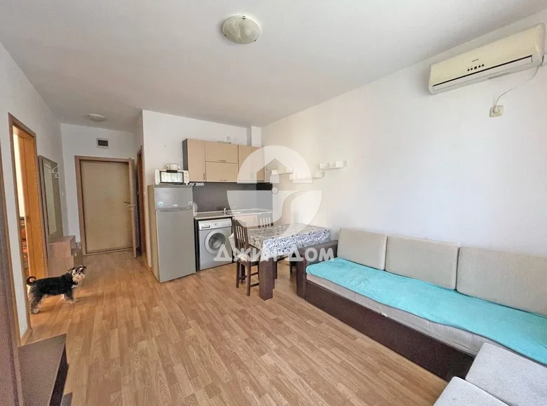 Квартира 3 комнаты 67 м² Несебр, Болгария