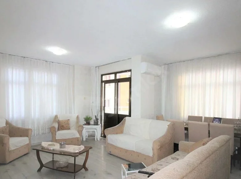 Wohnung 4 Zimmer 180 m² Yenisehir, Türkei