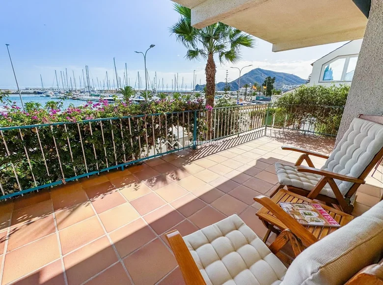 6 bedroom villa 251 m² Altea, Spain