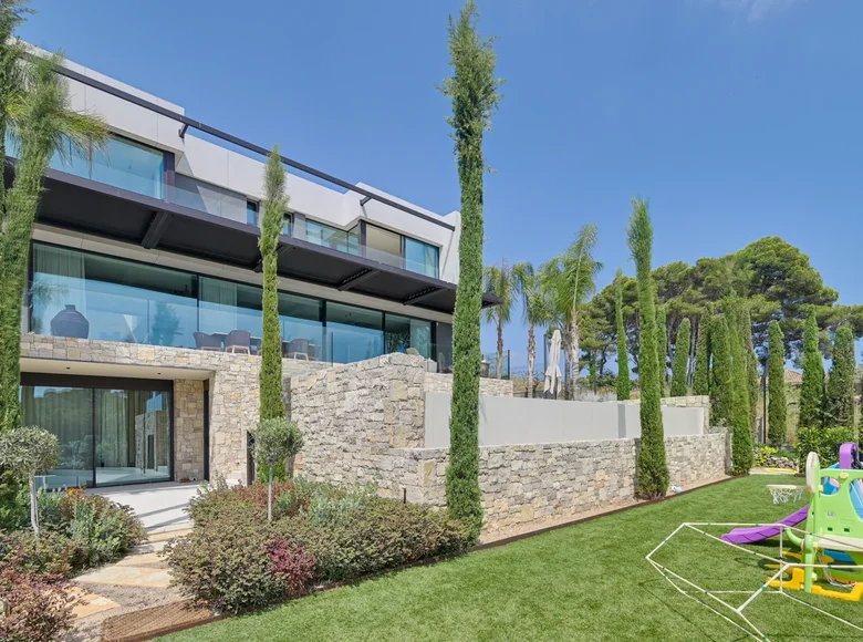 4-Schlafzimmer-Villa 500 m² Lloret de Mar, Spanien