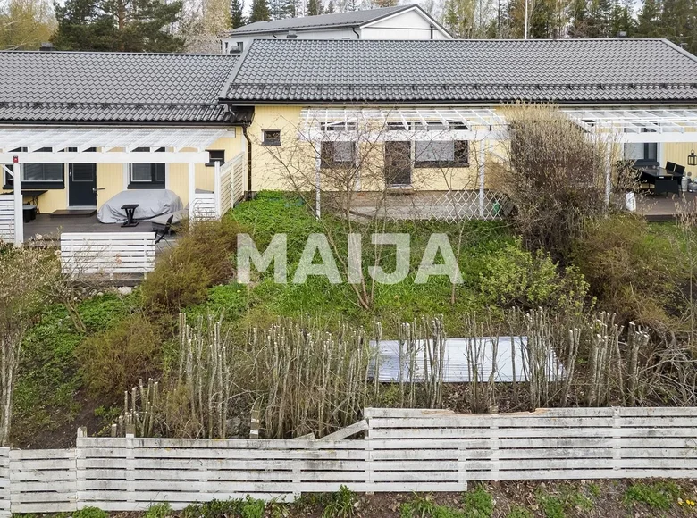 2 bedroom apartment 77 m² Jarvenpaa, Finland