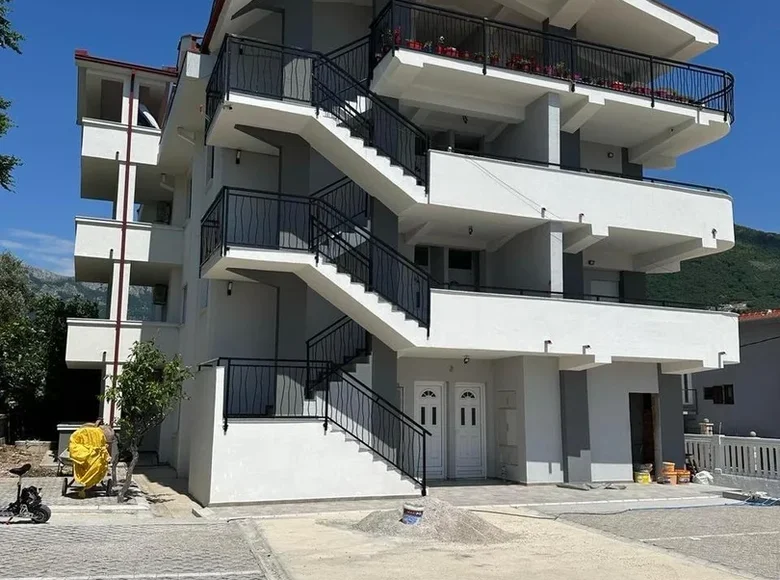 2 bedroom apartment 83 m² Susanj, Montenegro