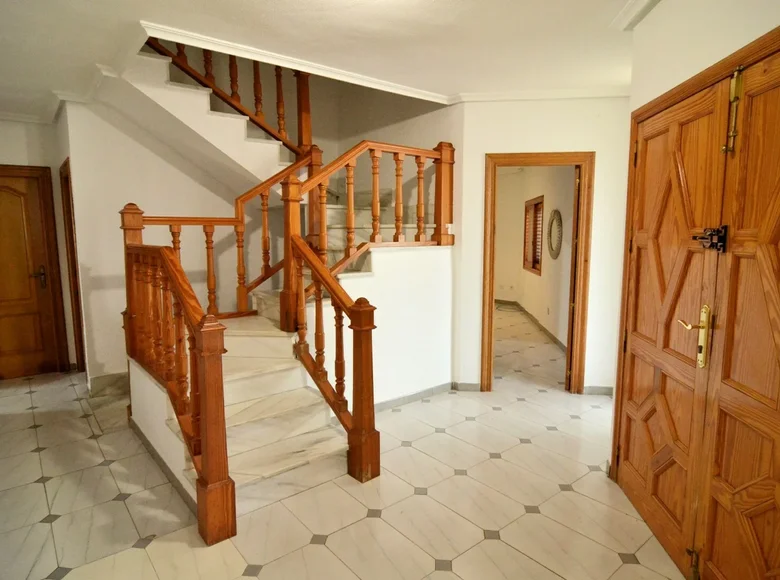 Вилла 5 спален 190 м² Dehesa de Campoamor, Испания
