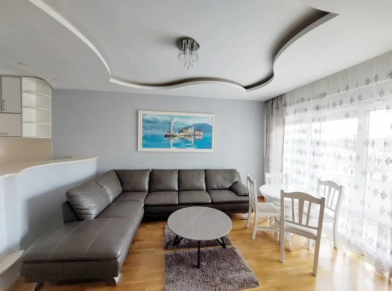 Mieszkanie 3 pokoi 86 m² Becici, Czarnogóra