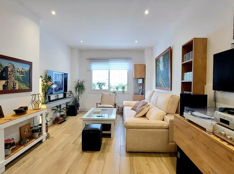 Mieszkanie 3 pokoi 95 m² Fuengirola, Hiszpania