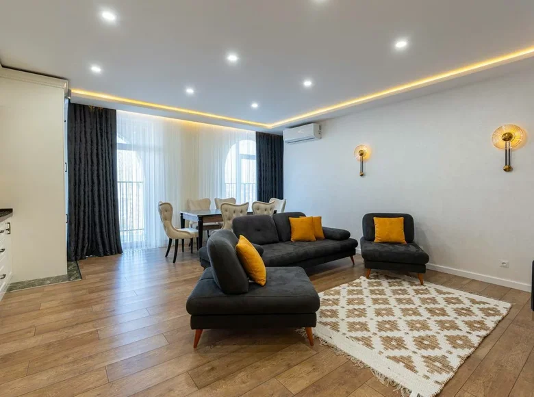 Kvartira 4 xonalar 156 m² Toshkentda