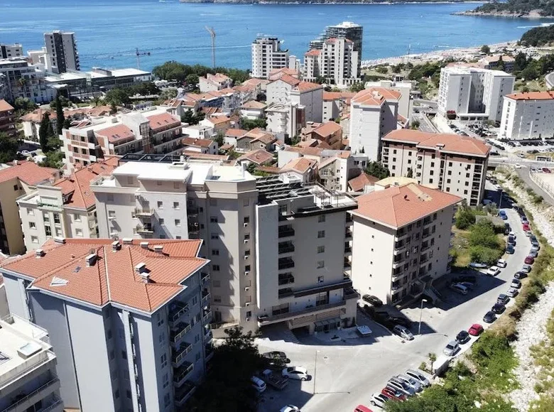 Wohnung 2 Schlafzimmer 94 m² Becici, Montenegro