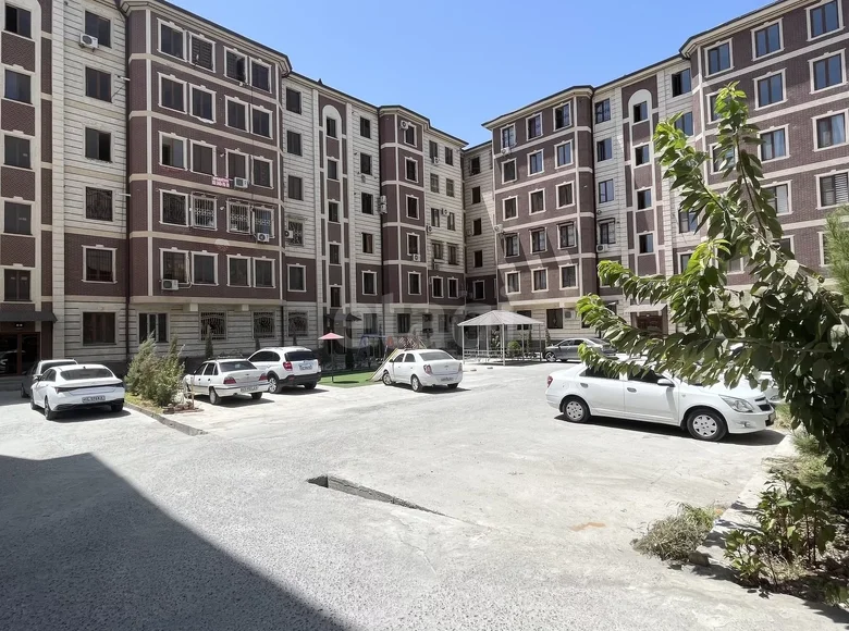 Kvartira 3 xonalar 72 m² Samarqandda